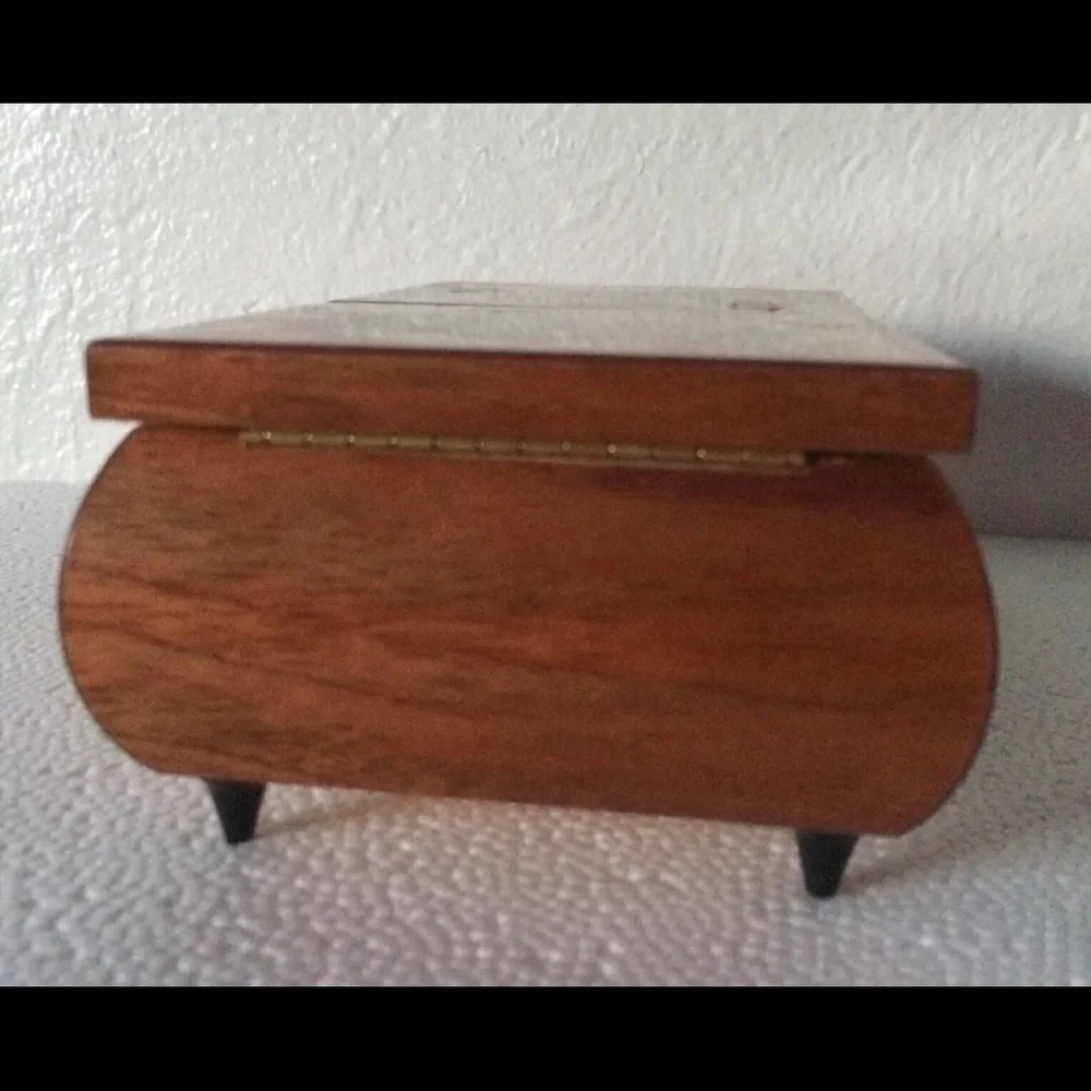 Hummel Cuendet Wooden Double Door Music Jewelry VTG Box “Holiday In Switzerland”